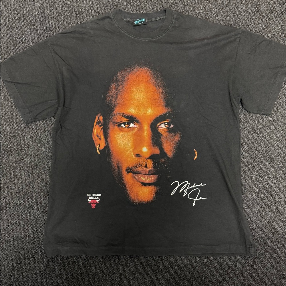 EFFN clothing Michael Jordan Tee Shirt Size Medium